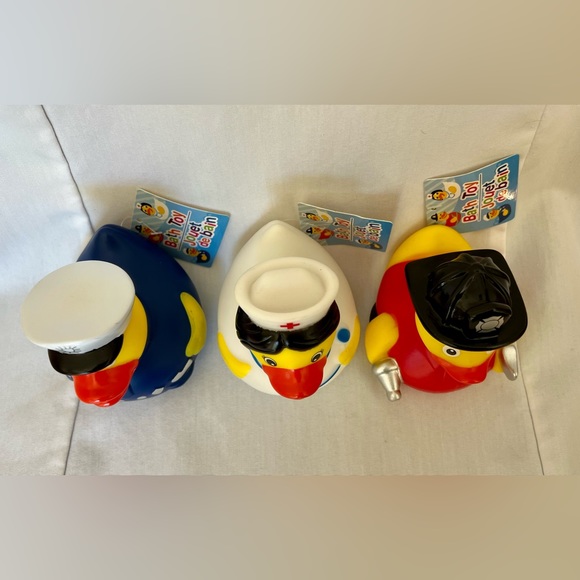 Rubber Ducks Police Fire Nurse set of Three NWT - Picture 3 of 8